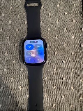 Midnight 44mm Applewatch SE 3 (2025) with Orginal Apple Sport Band in midnight
